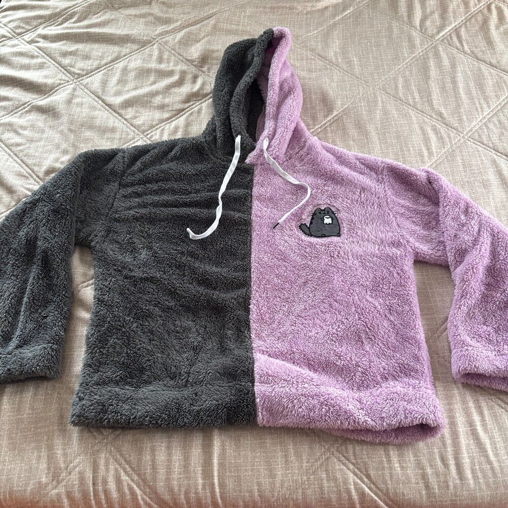 Official Pusheen Box Spooky Halloween Fuzzy Hoodie Split Purple Charcoal XS